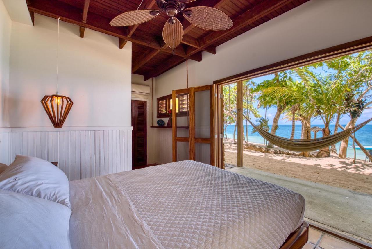 Camp Bay Lodge Экстерьер фото